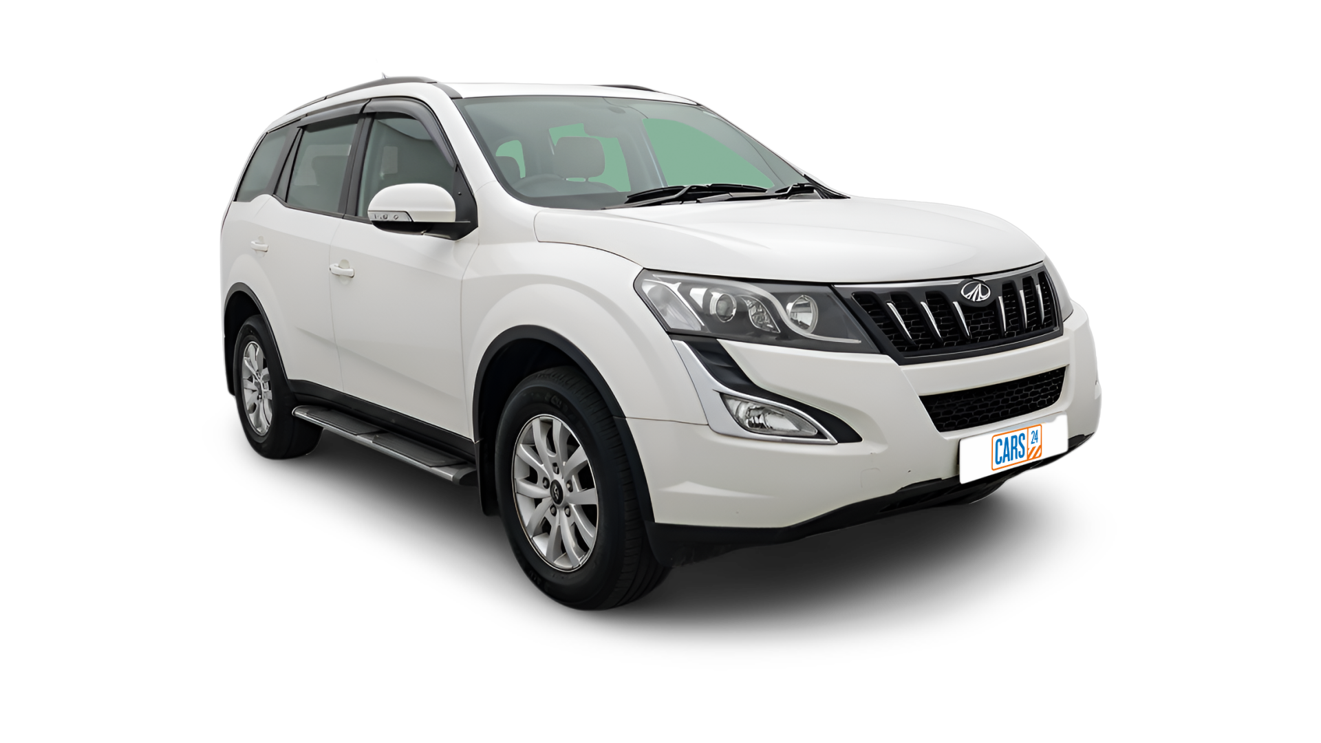 Mahindra XUV500-img